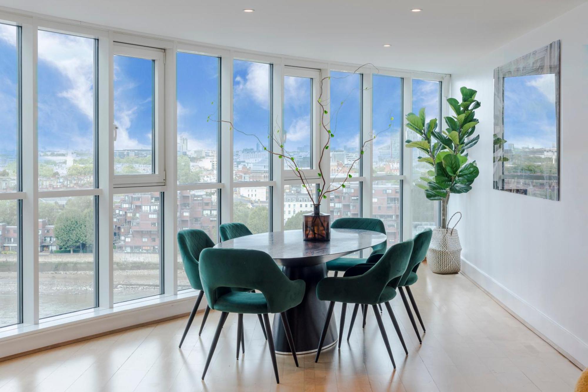 Best Thames View In Town! Large Luxxe Nomad Design Family Home Лондон Экстерьер фото